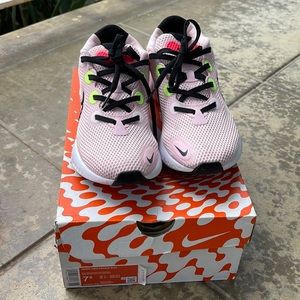 Womens NIKE Renew Running Shoe
